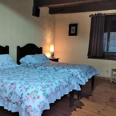 Hostal Placa * Garos